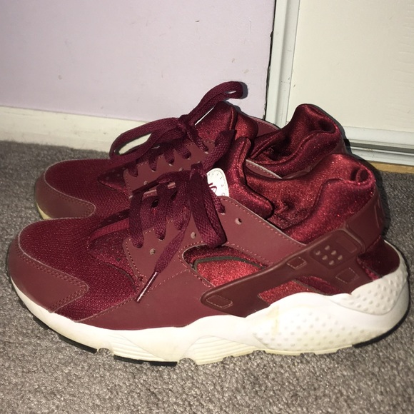 burgundy huaraches womens